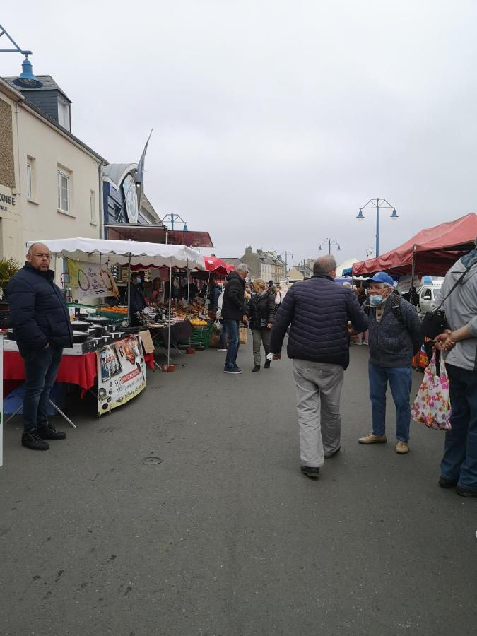 La Maison Du Bonheur Port-en-Bessin-Huppain Eksteriør bilde