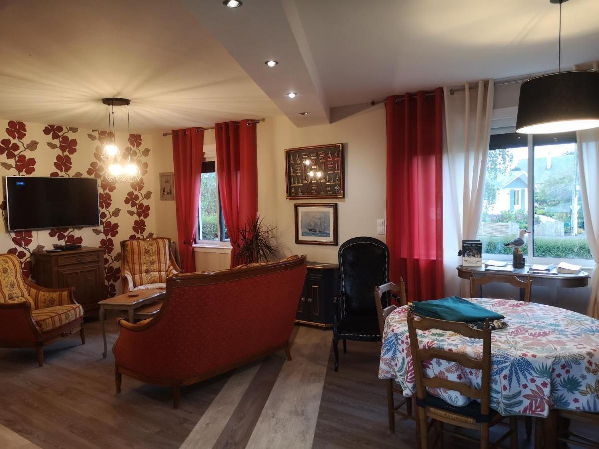 La Maison Du Bonheur Port-en-Bessin-Huppain Eksteriør bilde